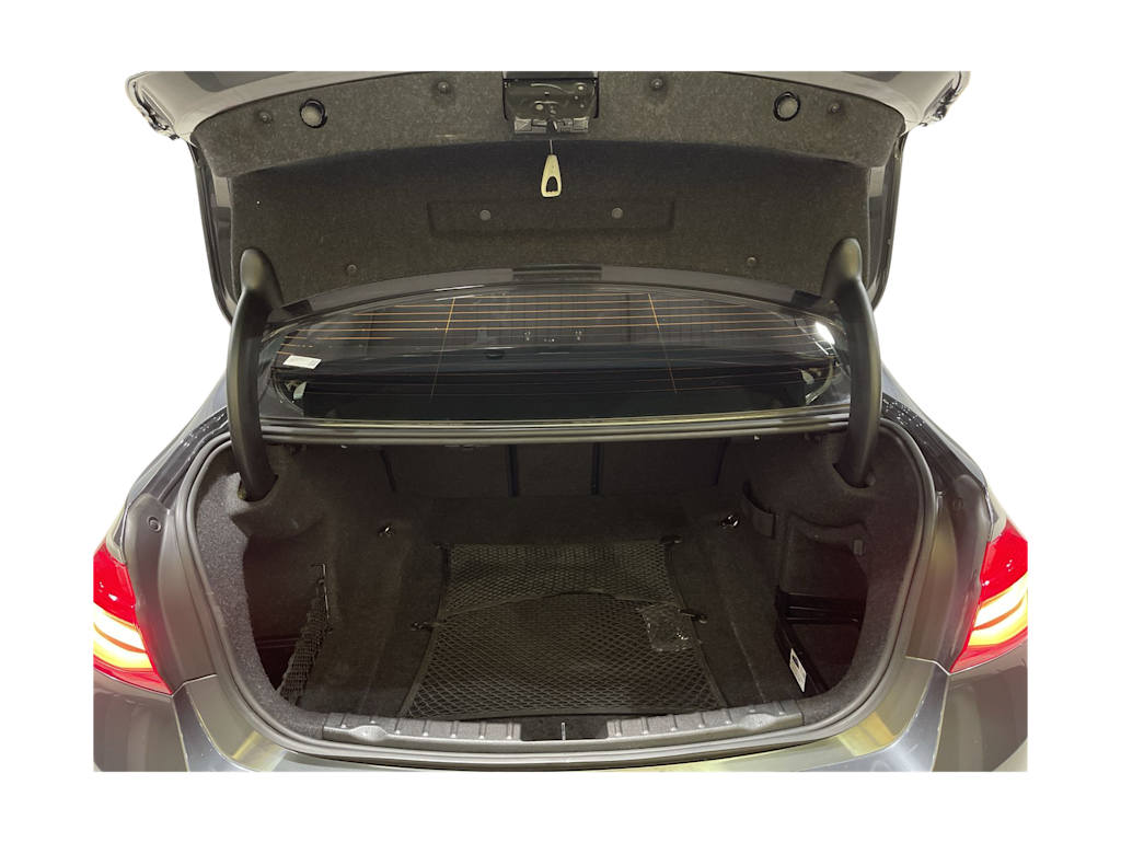 Thumbnail: 2016 BMW 3 Series - 17