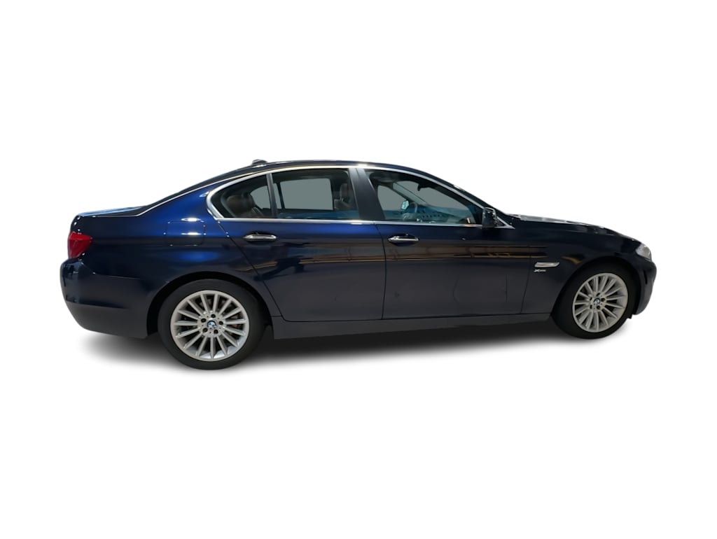 Thumbnail: 2012 BMW 5 Series - 27