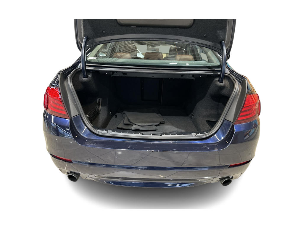 Thumbnail: 2012 BMW 5 Series - 17