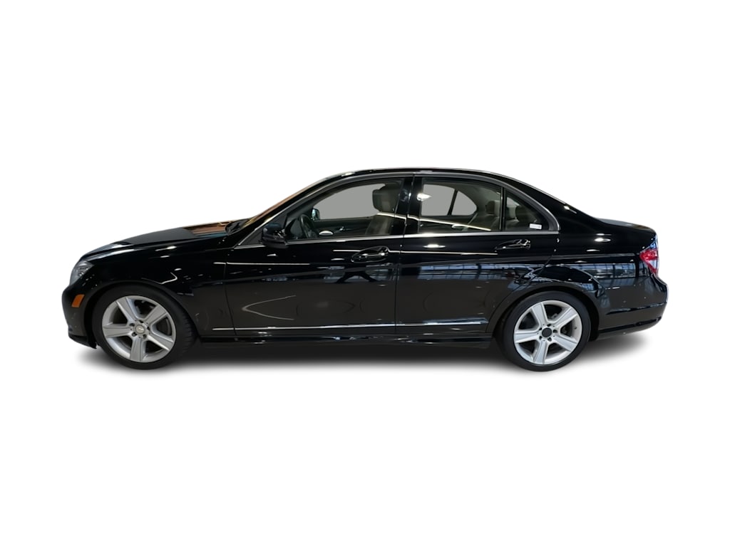 Thumbnail: 2010 Mercedes-Benz C-Class - 3