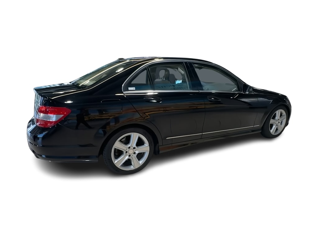 Thumbnail: 2010 Mercedes-Benz C-Class - 26