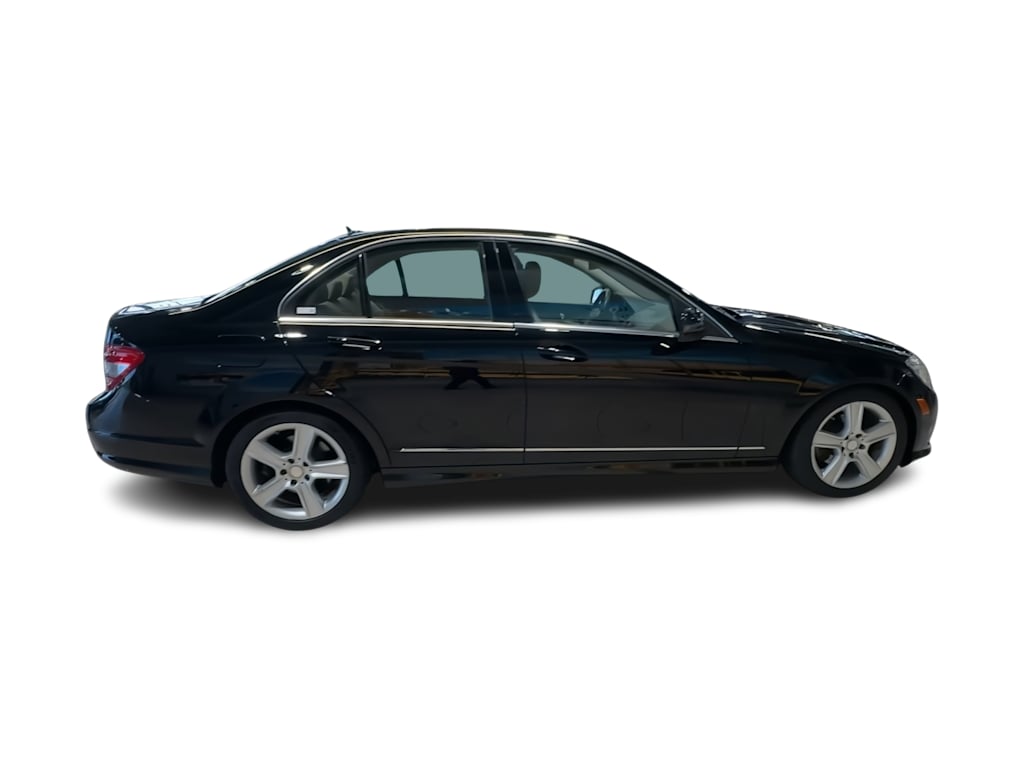 Thumbnail: 2010 Mercedes-Benz C-Class - 27