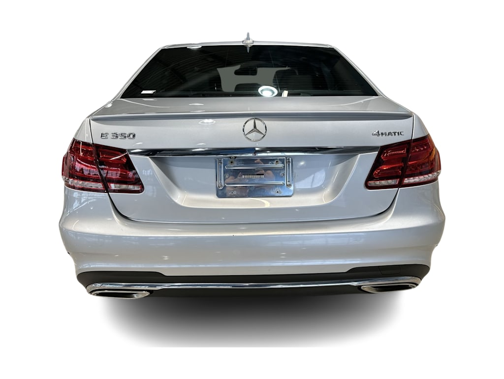 Thumbnail: 2016 Mercedes-Benz E-Class - 27