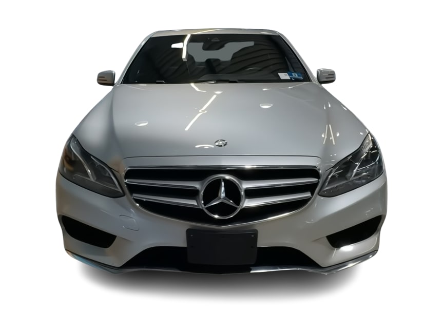 Thumbnail: 2016 Mercedes-Benz E-Class - 6