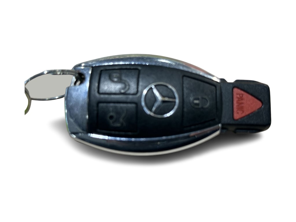 Thumbnail: 2010 Mercedes-Benz E-Class - 33