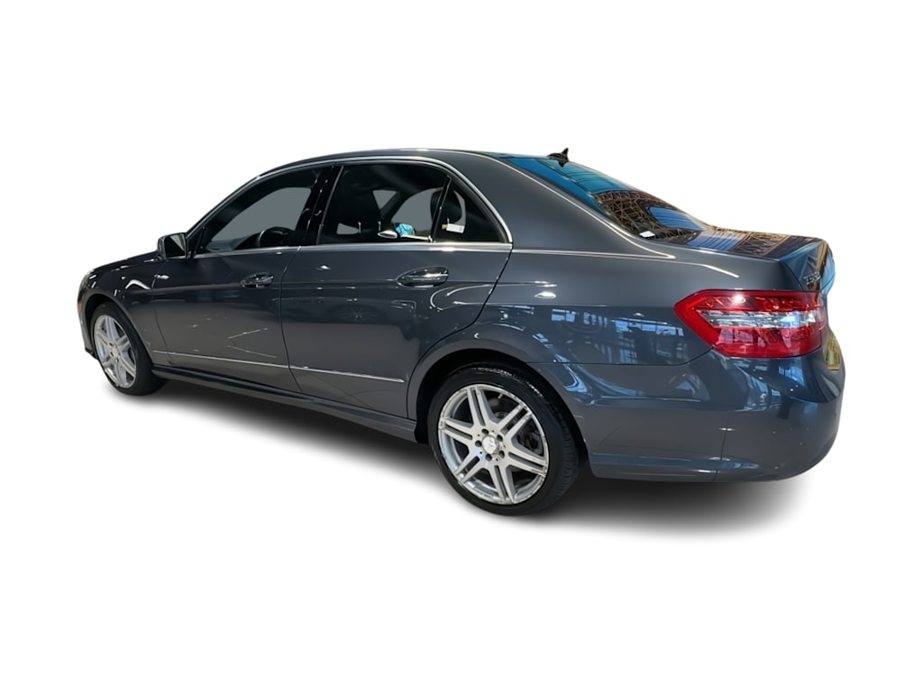 Thumbnail: 2010 Mercedes-Benz E-Class - 21