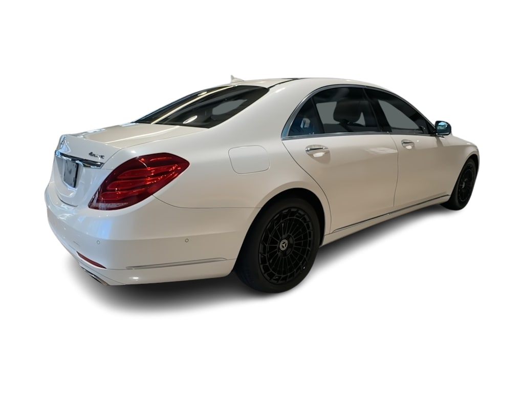 Thumbnail: 2017 Mercedes-Benz S-Class - 24