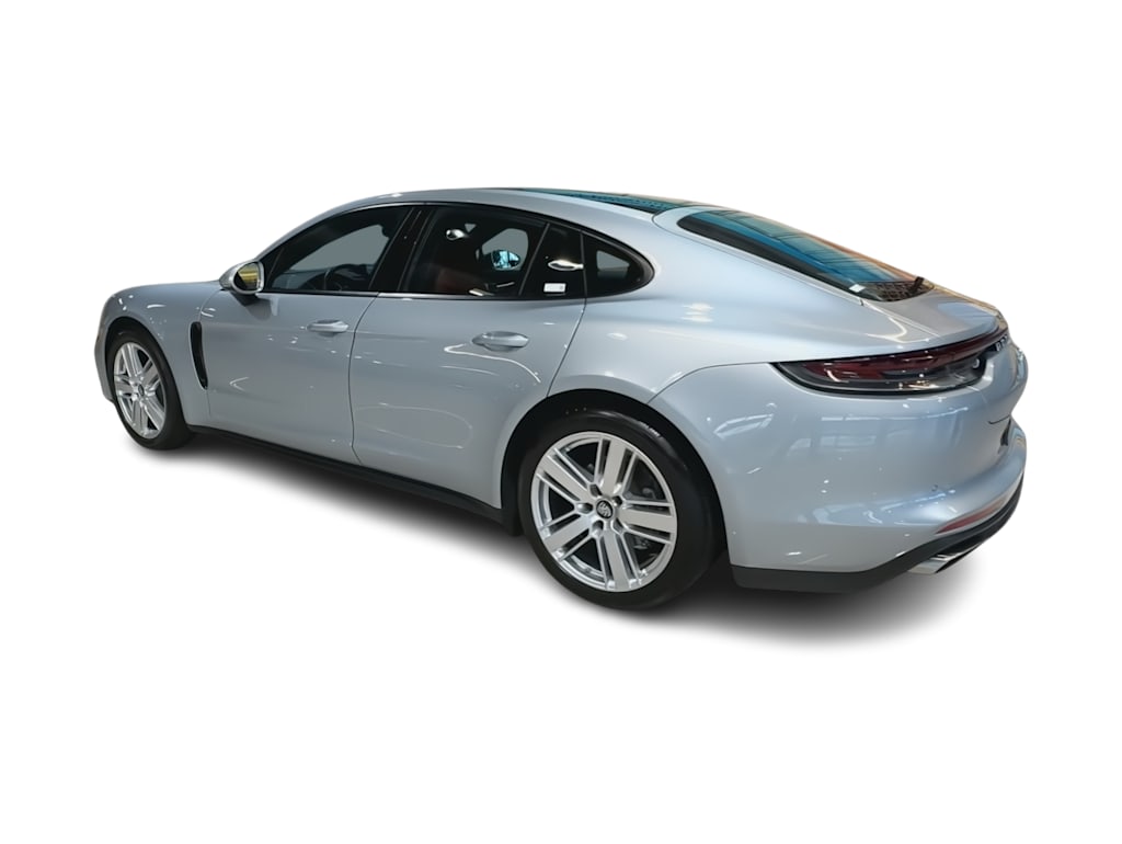 Thumbnail: 2023 Porsche Panamera - 21