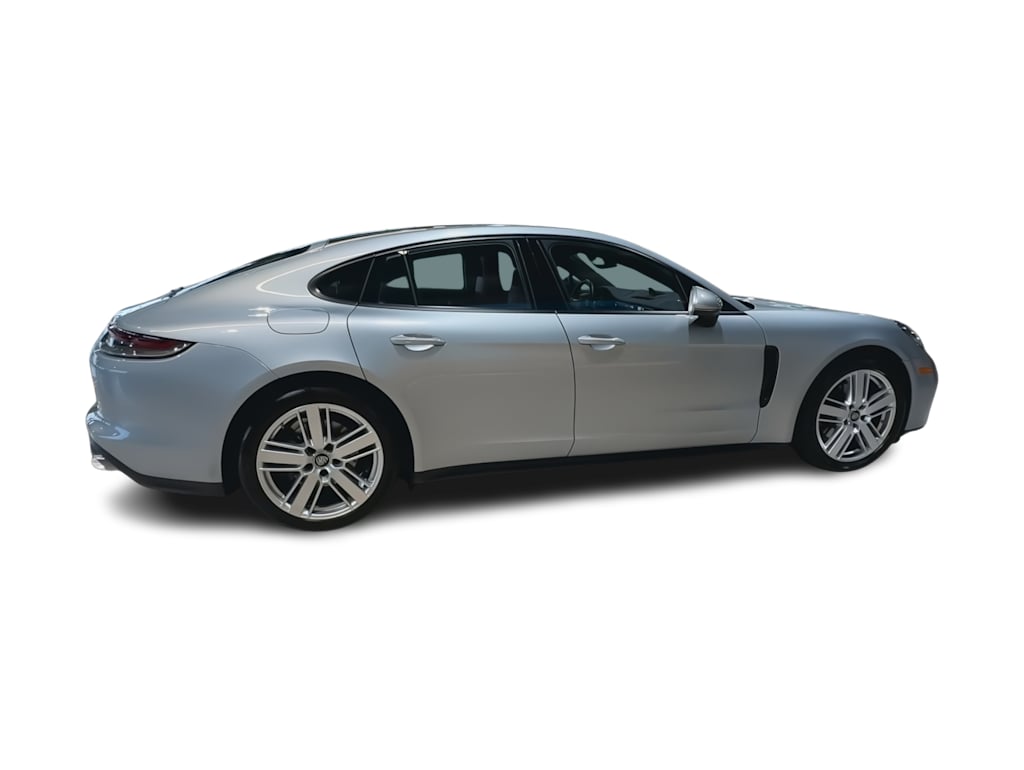 Thumbnail: 2023 Porsche Panamera - 25