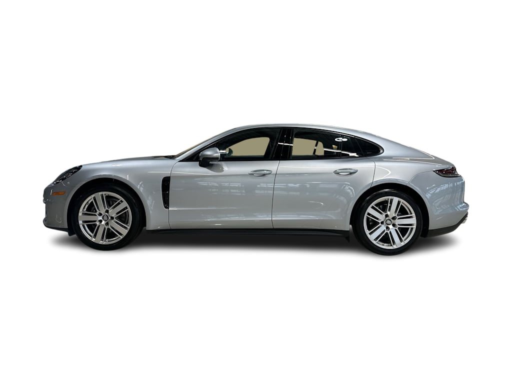 Thumbnail: 2023 Porsche Panamera - 27