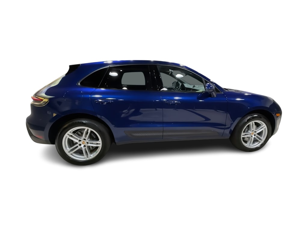 Thumbnail: 2024 Porsche Macan - 26