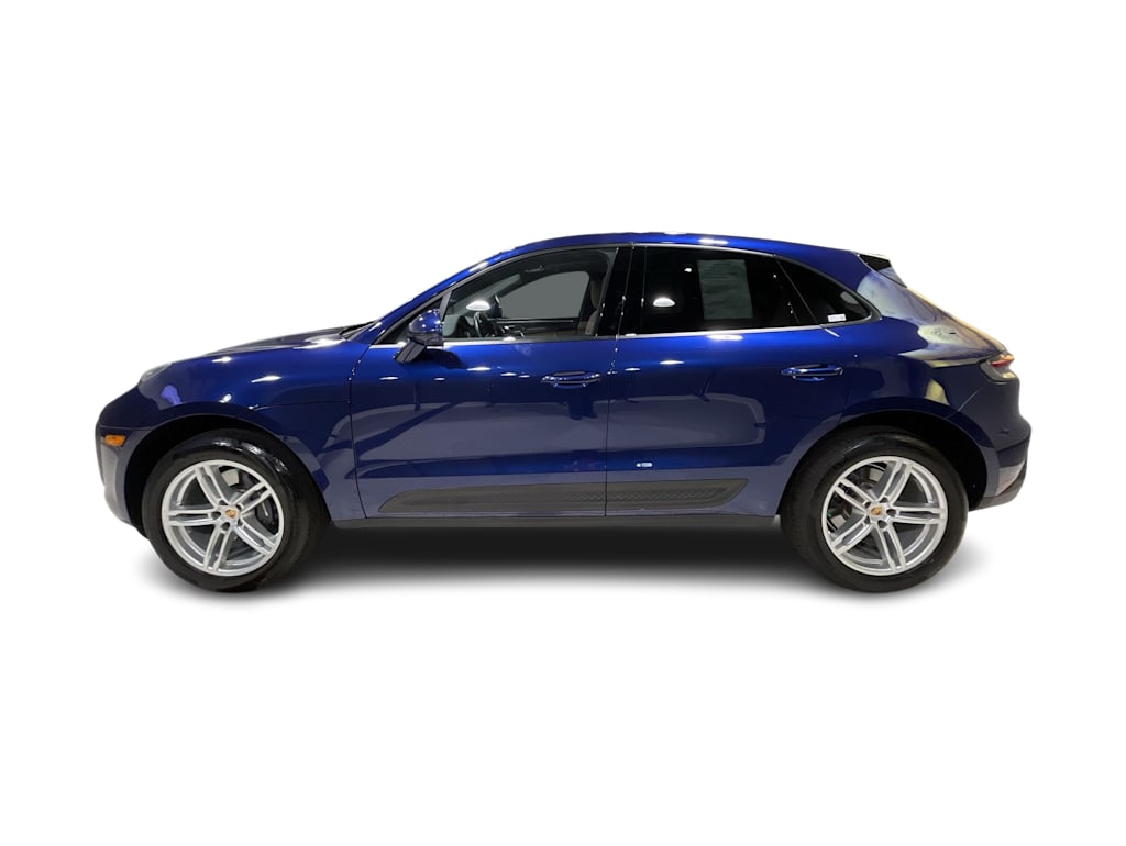 Thumbnail: 2024 Porsche Macan - 28
