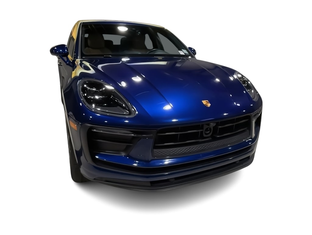 Thumbnail: 2024 Porsche Macan - 6