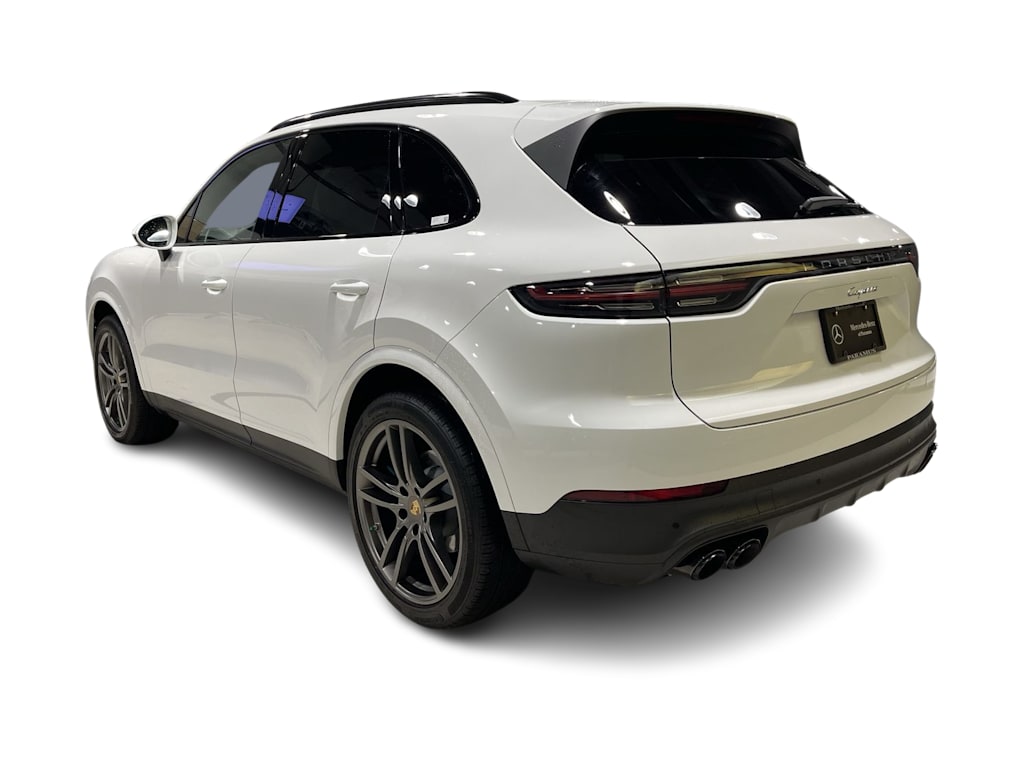 Thumbnail: 2023 Porsche Cayenne - 4