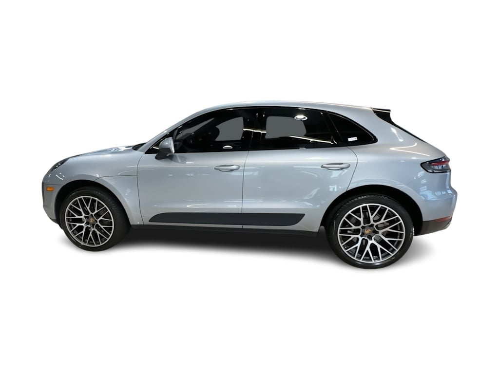 Thumbnail: 2020 Porsche Macan - 22