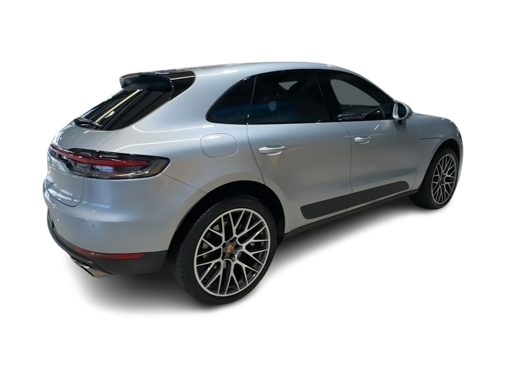 Thumbnail: 2020 Porsche Macan - 26
