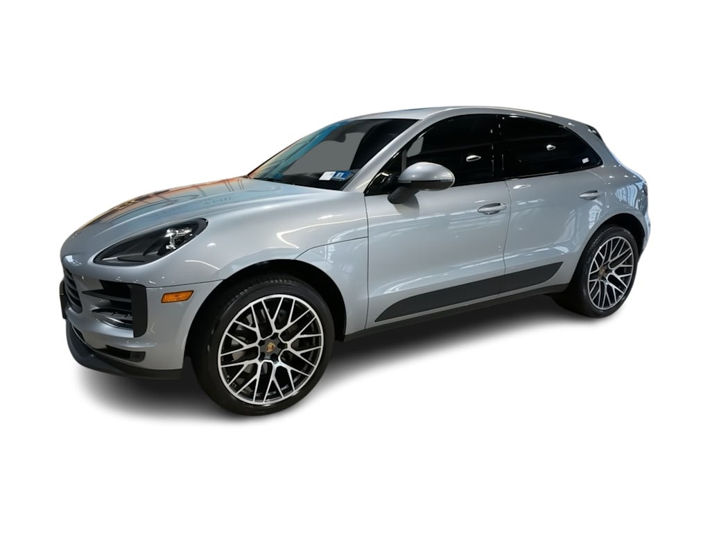 Thumbnail: 2020 Porsche Macan - 3