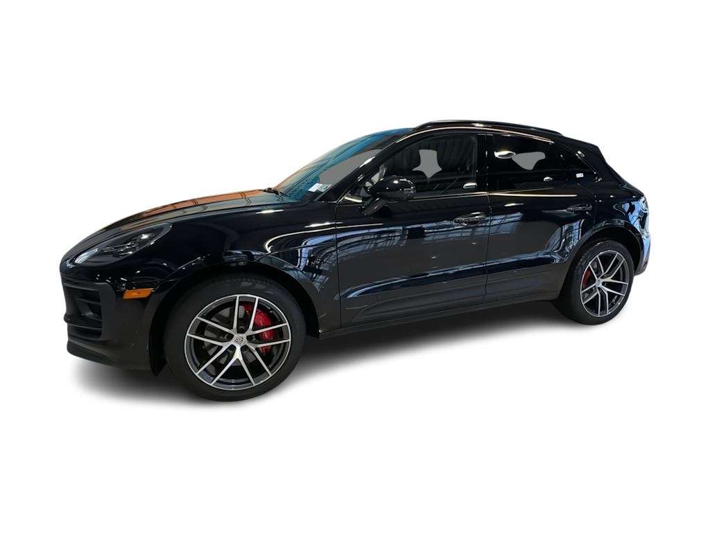 Thumbnail: 2024 Porsche Macan - 3