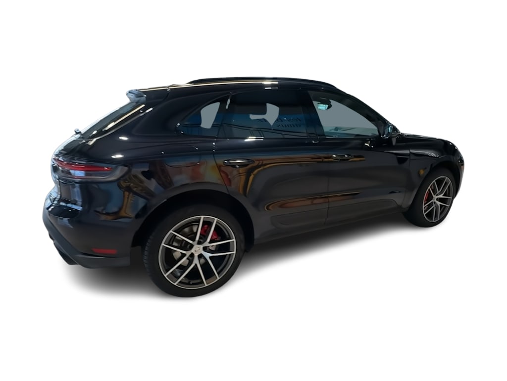 Thumbnail: 2024 Porsche Macan - 23