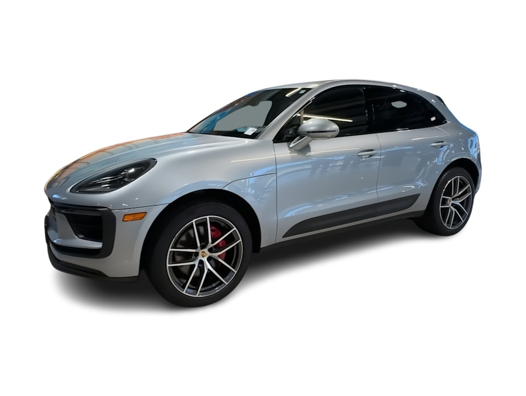 Thumbnail: 2022 Porsche Macan - 3
