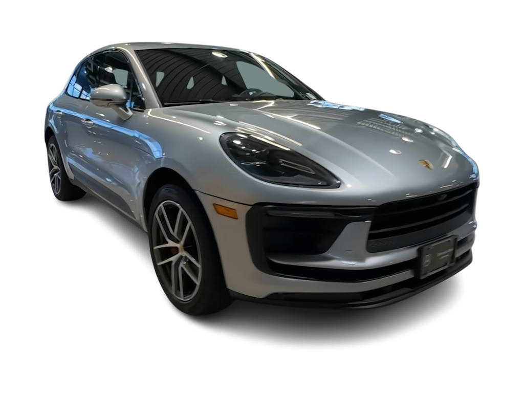 Thumbnail: 2022 Porsche Macan - 20