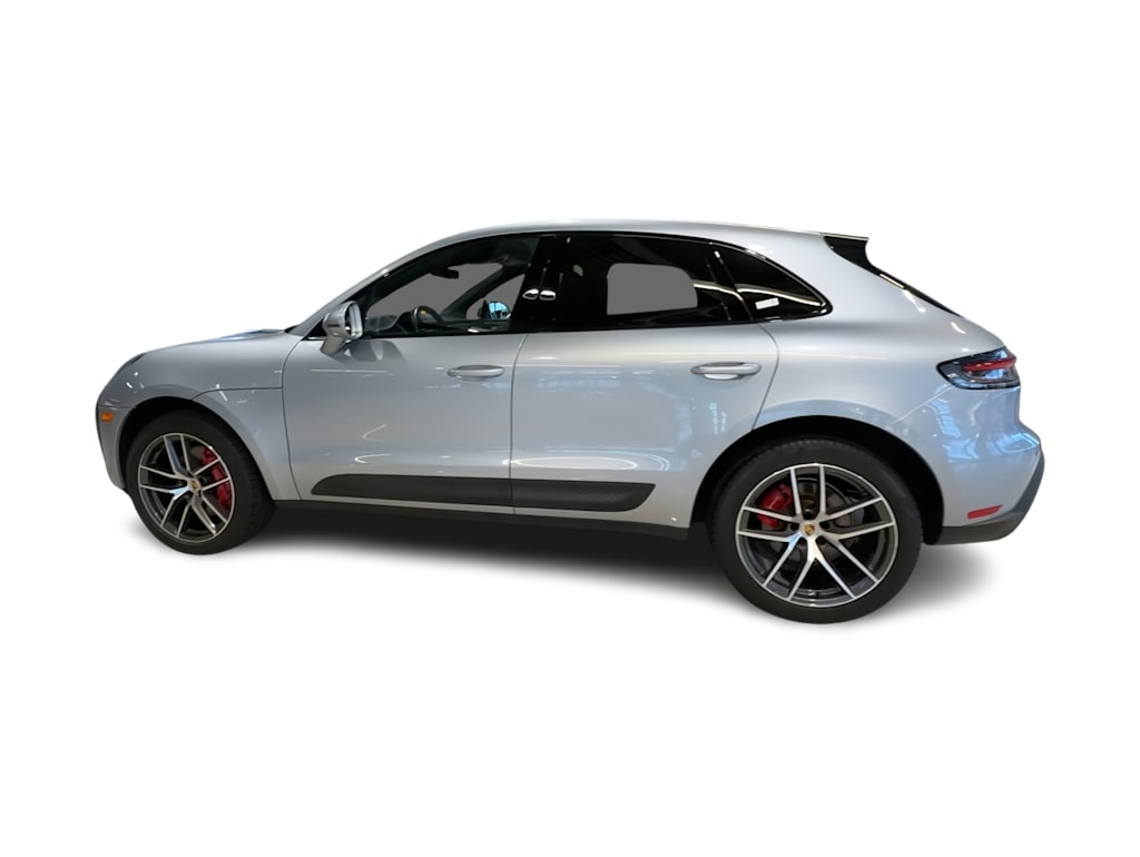 Thumbnail: 2022 Porsche Macan - 23