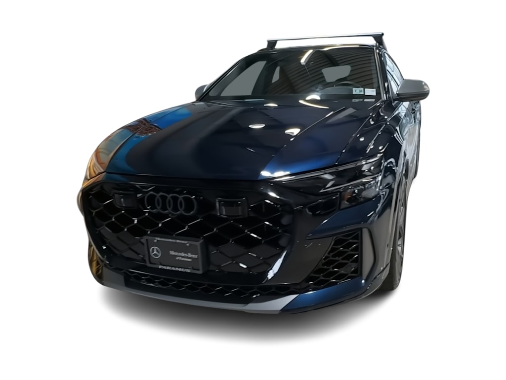 Thumbnail: 2025 Audi RS Q8 - 22