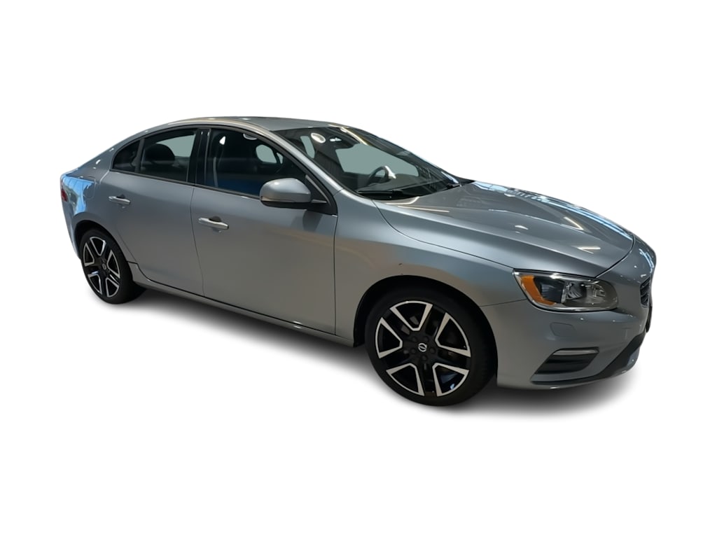 Thumbnail: 2017 Volvo S60 - 19