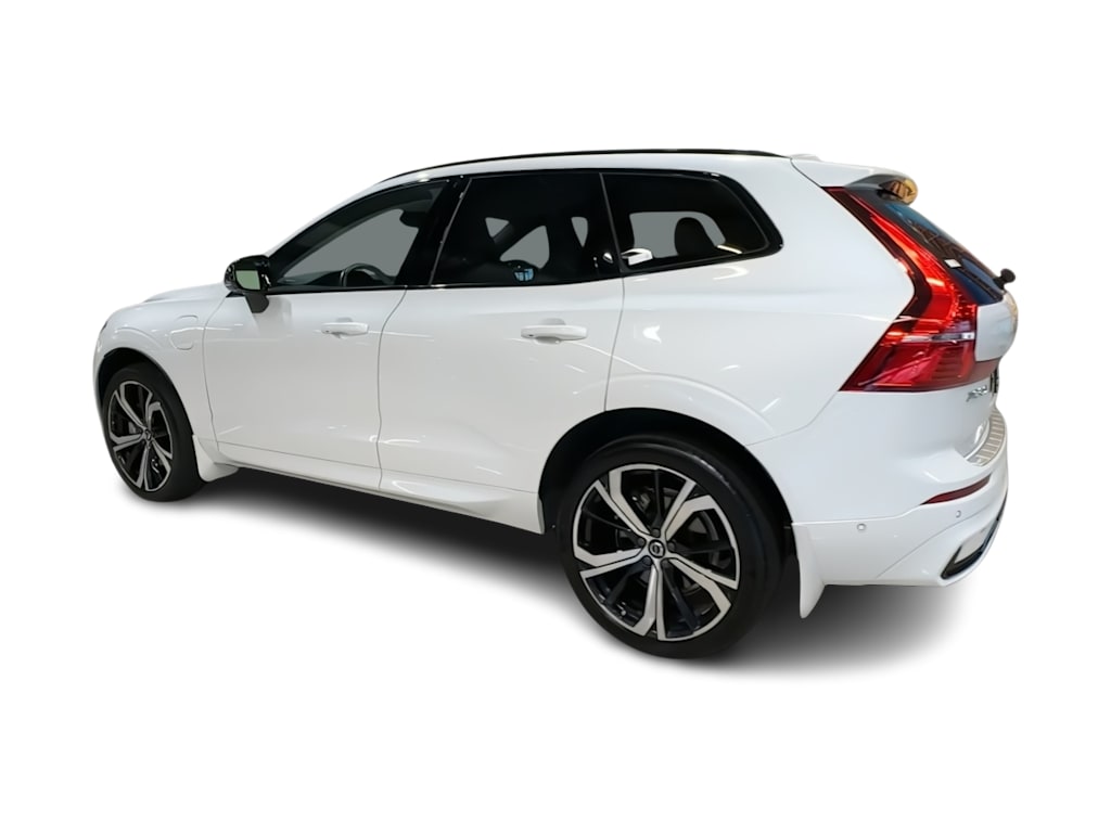 Thumbnail: 2025 Volvo XC60 - 24