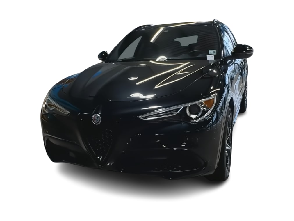 Thumbnail: 2022 Alfa Romeo Stelvio - 21