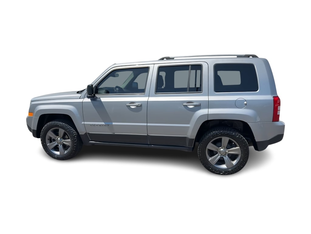Thumbnail: 2016 Jeep Patriot - 19
