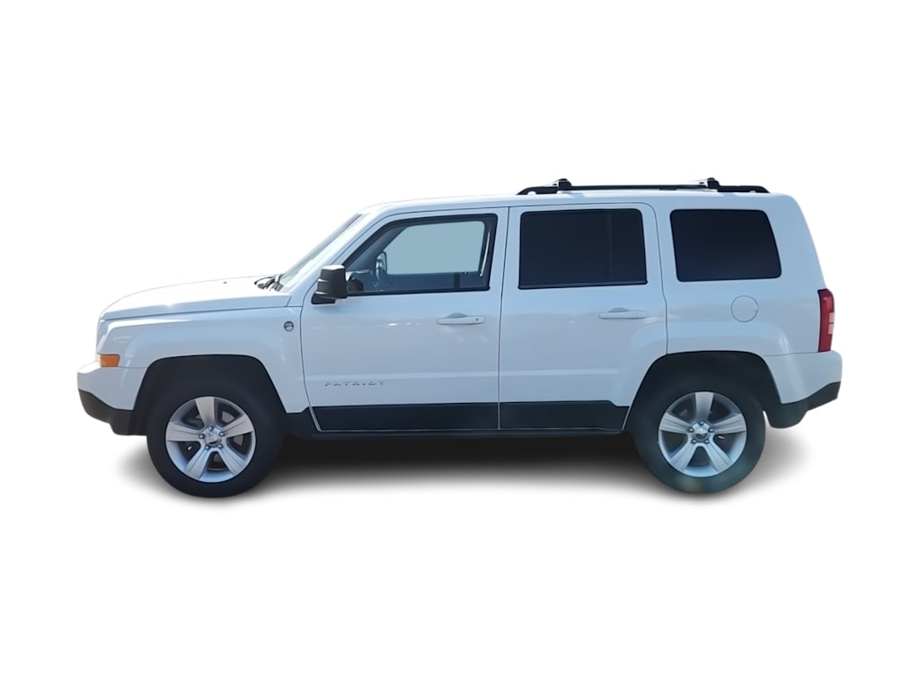 Thumbnail: 2014 Jeep Patriot - 3