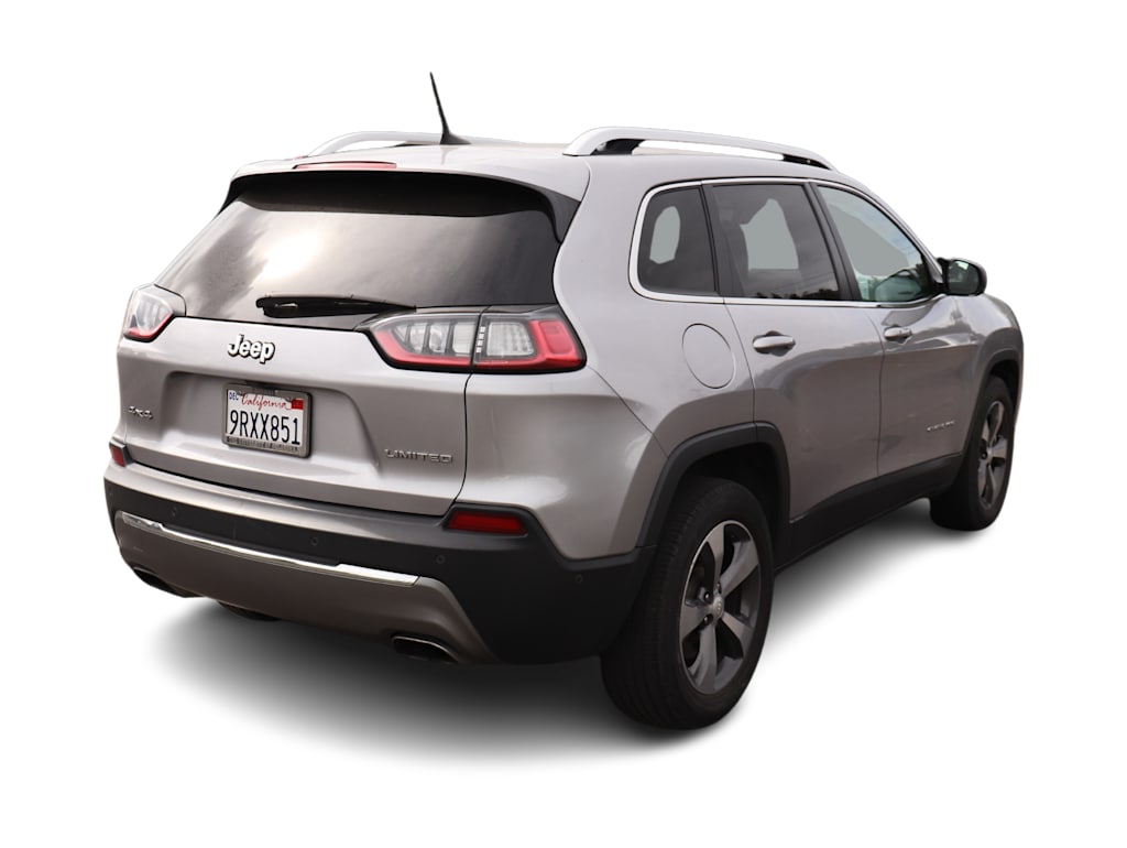 Thumbnail: 2019 Jeep Cherokee - 10