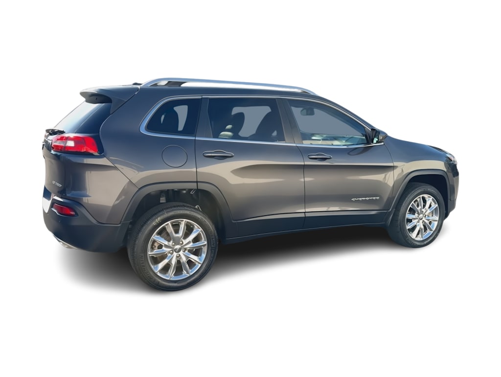 Thumbnail: 2015 Jeep Cherokee - 22