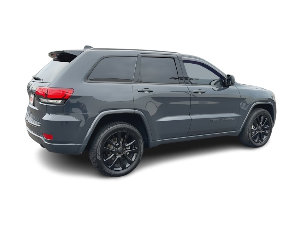 Thumbnail: 2017 Jeep Grand Cherokee - 21