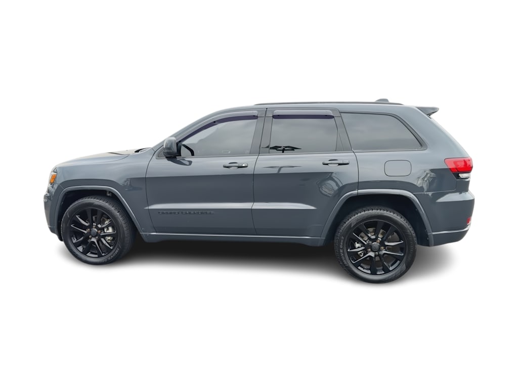 Thumbnail: 2017 Jeep Grand Cherokee - 20