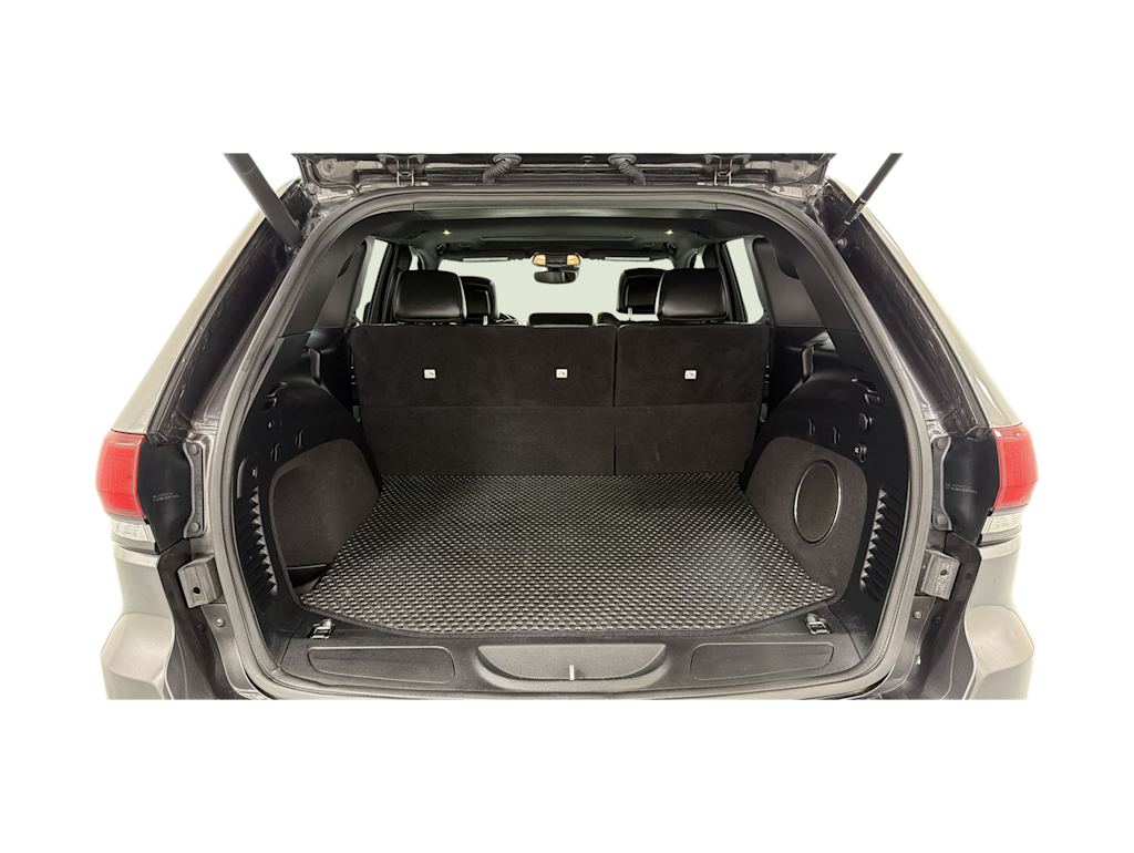 Thumbnail: 2020 Jeep Grand Cherokee - 18