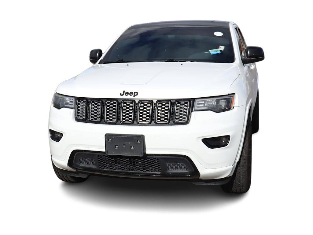 Thumbnail: 2017 Jeep Grand Cherokee - 5