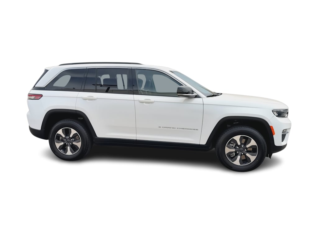 Thumbnail: 2024 Jeep Grand Cherokee - 22
