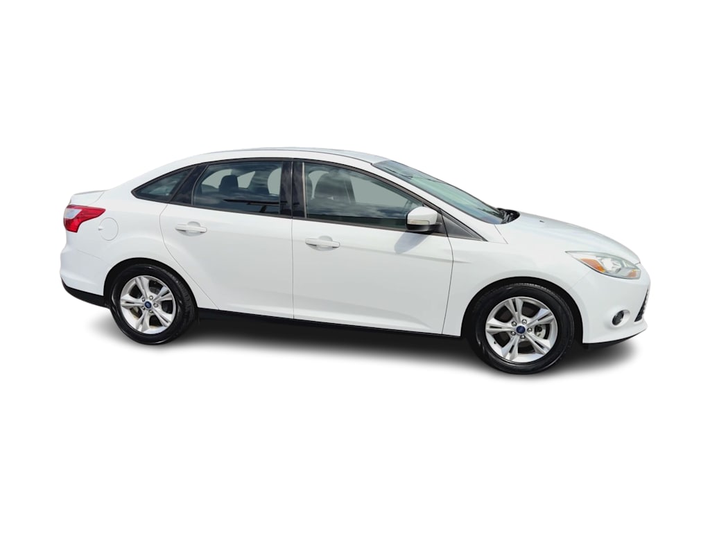 Thumbnail: 2014 Ford Focus - 23