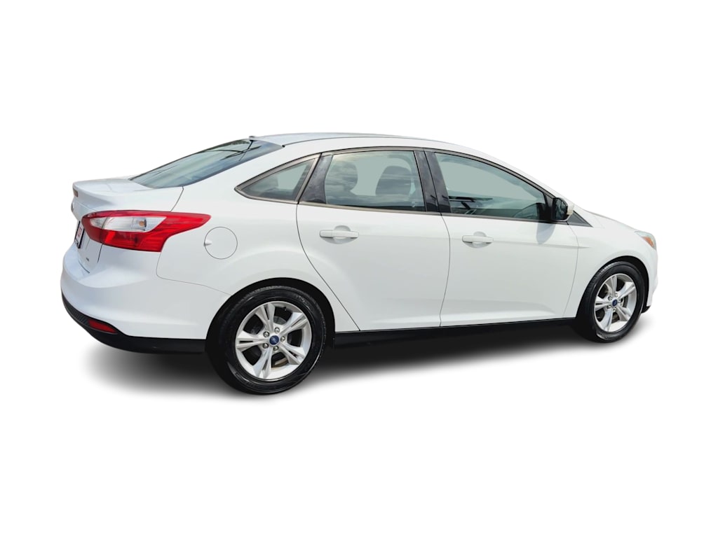 Thumbnail: 2014 Ford Focus - 22