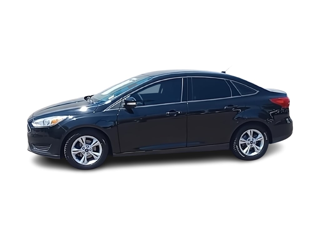Thumbnail: 2017 Ford Focus - 3
