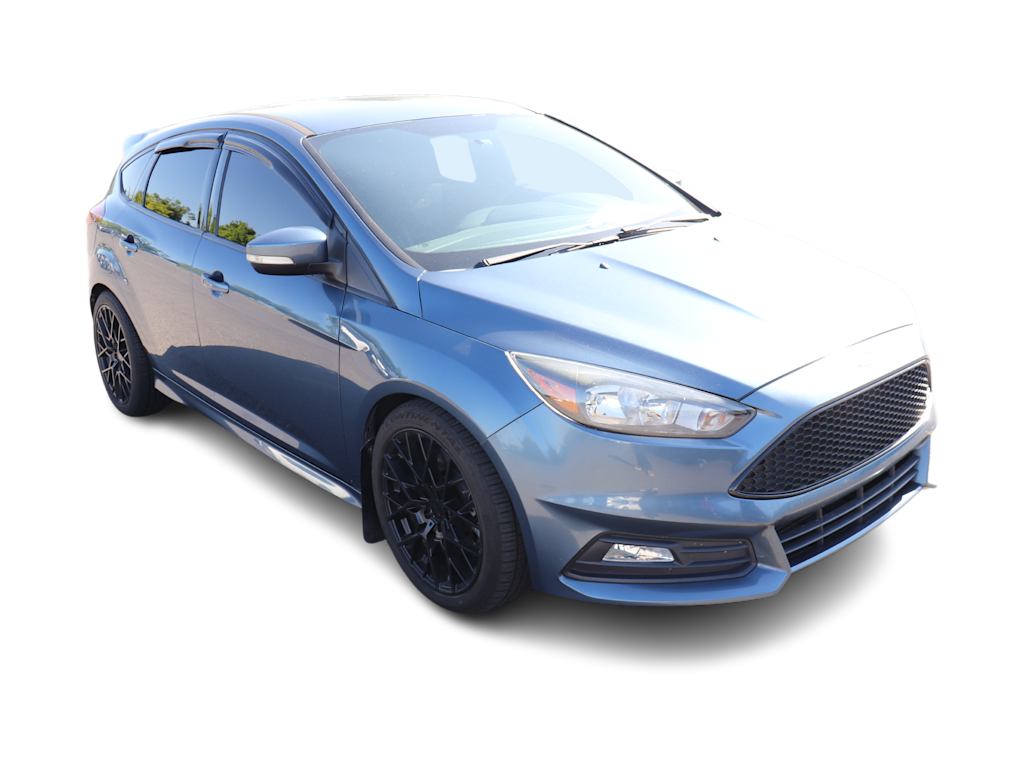 Thumbnail: 2018 Ford Focus - 9