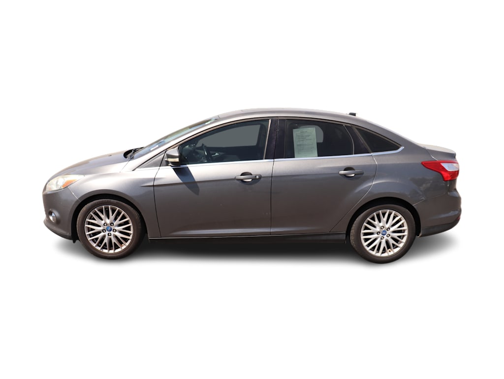 Thumbnail: 2012 Ford Focus - 3