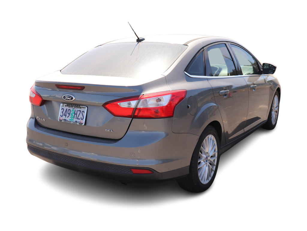 Thumbnail: 2012 Ford Focus - 11