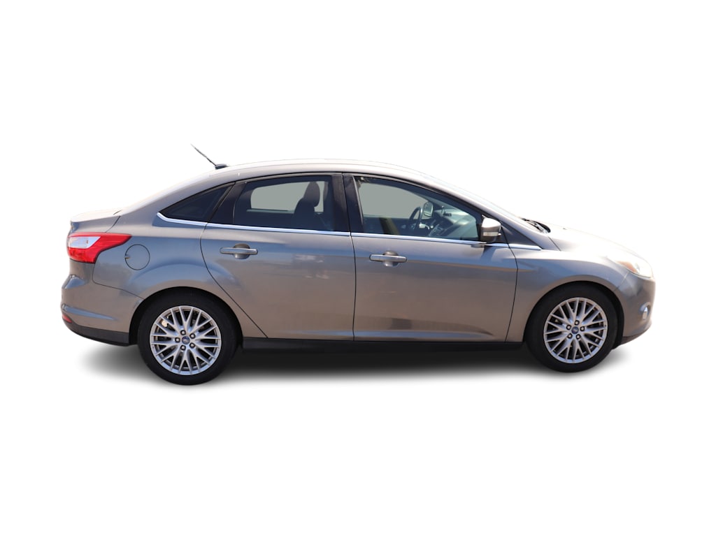 Thumbnail: 2012 Ford Focus - 10