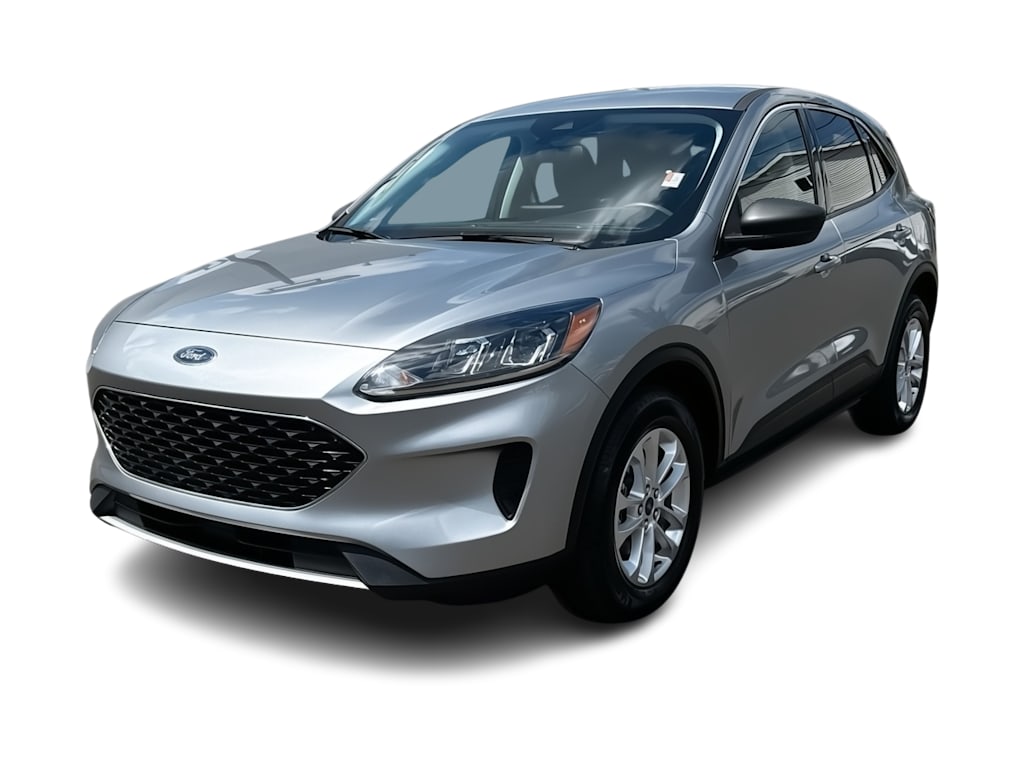 Used 2022 Ford Escape SE with VIN 1FMCU9BZ5NUB11933 for sale in Hudson, WI