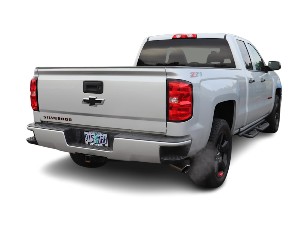Thumbnail: 2017 Chevrolet Silverado 1500 - 11