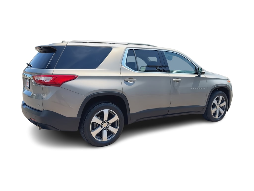 Thumbnail: 2019 Chevrolet Traverse - 23