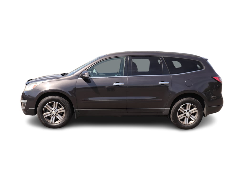 Thumbnail: 2017 Chevrolet Traverse - 3